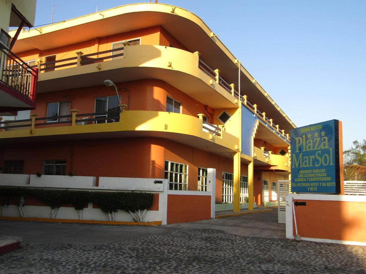 טקולוטלה Gran Hotel Plaza Marsol מראה חיצוני תמונה